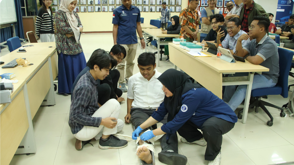 First Aid Training – Pelatihan Dasar Pertolongan Pertama Untuk Meningkatkan Kesiapsiagaan dalam Situasi Darurat